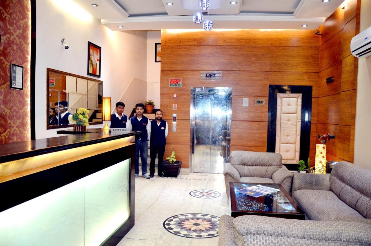 Hotel B.R. Inn Pānīpat Екстериор снимка